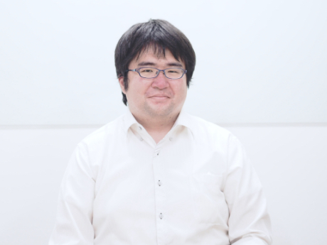 開発エンジニア　吉岡凌